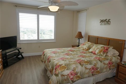 Condominio en alquiler en Saint Petersburg, Florida, 2 dormitorios, 162.58 m2 № 1346642 - foto 11