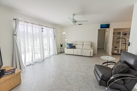 Casa en venta en Jensen Beach, Florida, 2 dormitorios, 96.34 m2 № 1175405 - foto 21