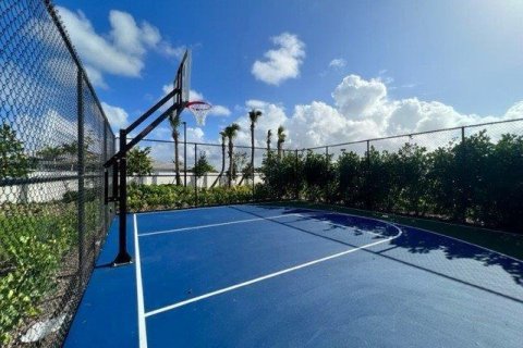 Casa en venta en Palm Beach Gardens, Florida, 3 dormitorios, 235.79 m2 № 1135378 - foto 2