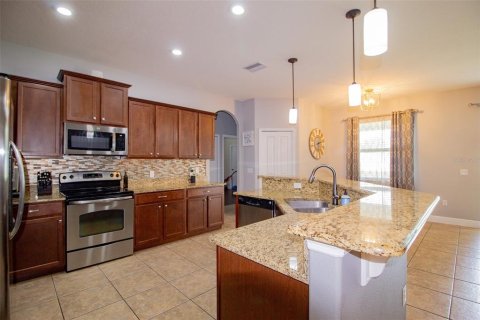 House in Lakeland, Florida 4 bedrooms, 232.26 sq.m. № 1318054 - photo 9