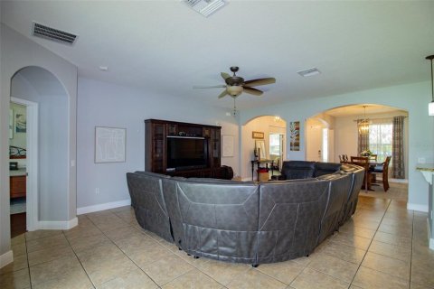 House in Lakeland, Florida 4 bedrooms, 232.26 sq.m. № 1318054 - photo 6