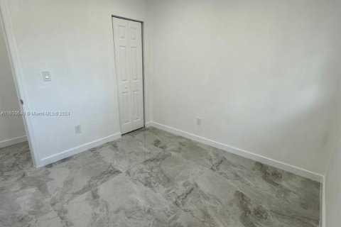 Casa en venta en Miami, Florida, 3 dormitorios, 103.12 m2 № 1439968 - foto 18