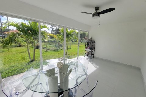 Casa en venta en Loxahatchee Groves, Florida, 4 dormitorios, 159.7 m2 № 978422 - foto 15