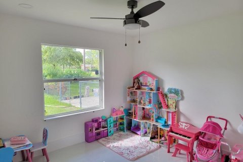 Casa en venta en Loxahatchee Groves, Florida, 4 dormitorios, 159.7 m2 № 978422 - foto 9