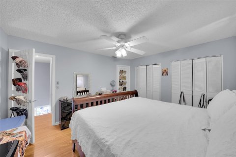 Touwnhouse à vendre à Pompano Beach, Floride: 2 chambres, 97.92 m2 № 1161777 - photo 13