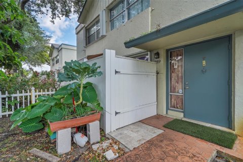 Townhouse in Pompano Beach, Florida 2 bedrooms, 97.92 sq.m. № 1161777 - photo 22