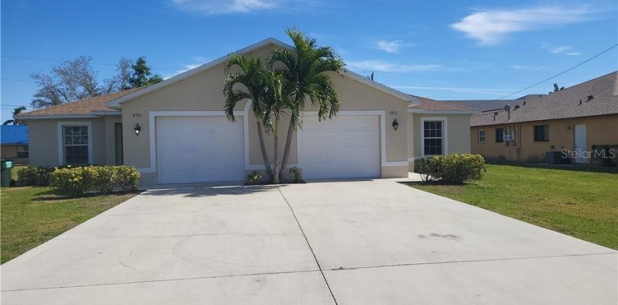 Commercial property in Cape Coral, Florida 224.45 sq.m. № 1107900