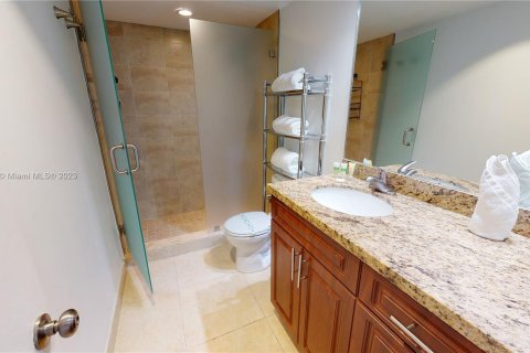 Condo in Sunny Isles Beach, Florida, 3 bedrooms  № 554056 - photo 14