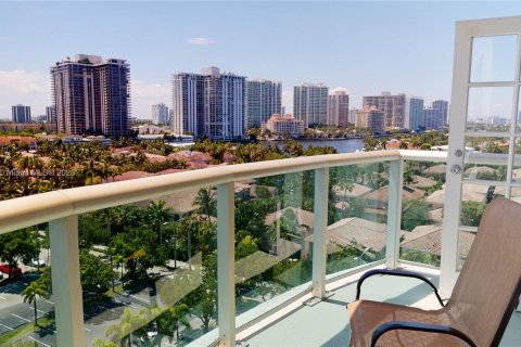 Condo in Sunny Isles Beach, Florida, 3 bedrooms  № 554056 - photo 4