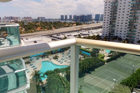 Condo in Sunny Isles Beach, Florida, 3 bedrooms  № 554056 - photo 3