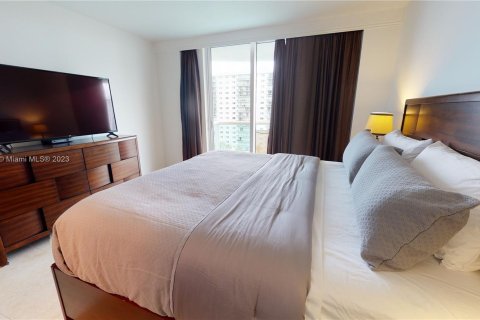 Condo in Sunny Isles Beach, Florida, 3 bedrooms  № 554056 - photo 17