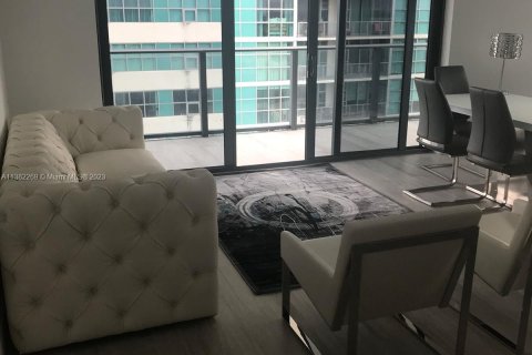 Copropriété à vendre à Miami, Floride: 2 chambres, 77.57 m2 № 762180 - photo 5