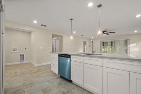 Casa en venta en Orlando, Florida, 3 dormitorios, 147.71 m2 № 1422943 - foto 5