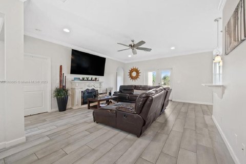 Casa en venta en Port St. Lucie, Florida, 4 dormitorios, 184.78 m2 № 887841 - foto 6