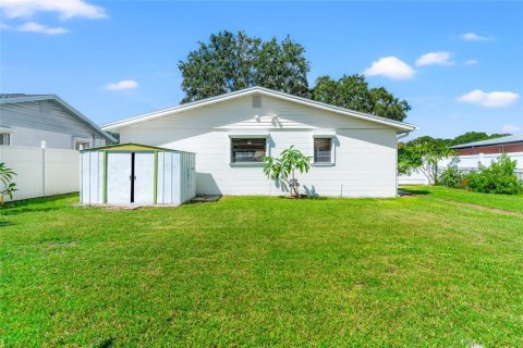 House in Tampa, Florida 3 bedrooms, 119.1 sq.m. № 1386792 - photo 22