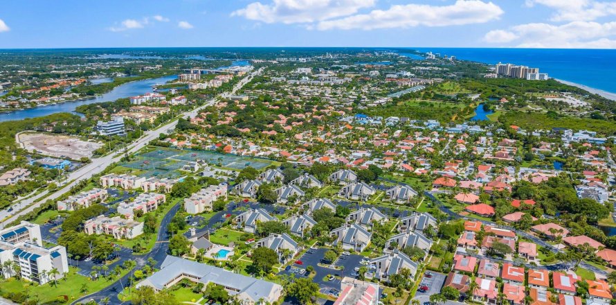 Condo in Jupiter, Florida, 2 bedrooms  № 686722