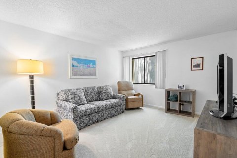 Condo in Jupiter, Florida, 2 bedrooms  № 686722 - photo 11