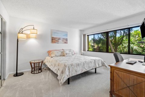 Condo in Jupiter, Florida, 2 bedrooms  № 686722 - photo 8