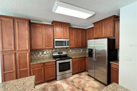 Casa en venta en Kissimmee, Florida, 6 dormitorios, 266.63 m2 № 1303110 - foto 10