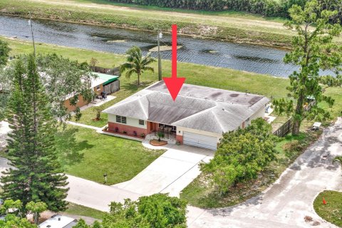 Casa en venta en Lake Worth, Florida, 3 dormitorios, 229.84 m2 № 1093180 - foto 12