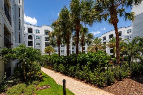 Condominio en venta en Orlando, Florida, 2 dormitorios, 103.59 m2 № 725322 - foto 17
