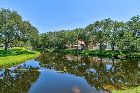 Condo in Palm Beach Gardens, Florida, 2 bedrooms  № 1172134 - photo 5