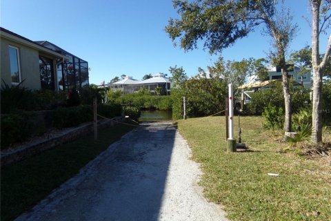 Terreno en venta en Englewood, Florida № 915272 - foto 5