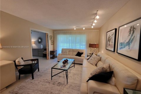 Condominio en venta en Lauderhill, Florida, 2 dormitorios, 83.98 m2 № 1188218 - foto 5