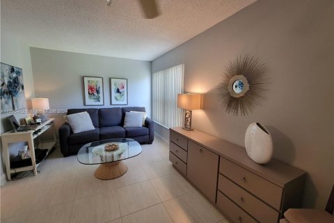 Copropriété à vendre à Lauderhill, Floride: 2 chambres, 83.98 m2 № 1188218 - photo 6