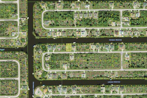 Terreno en venta en Port Charlotte, Florida № 919112 - foto 6