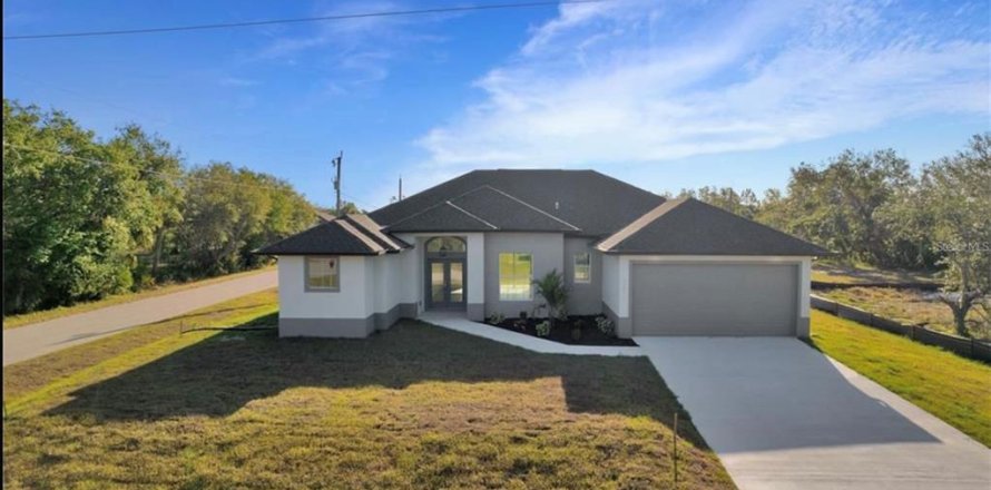 House in North Port, Florida 3 bedrooms, 176.42 sq.m. № 1005884