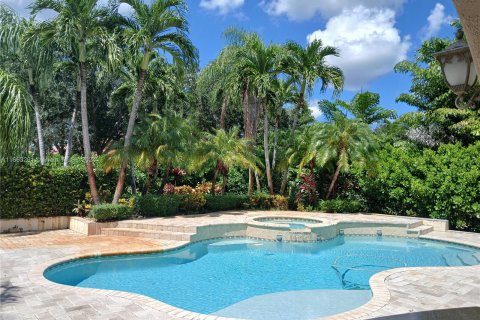 Casa en venta en Miramar, Florida, 5 dormitorios, 271 m2 № 1372595 - foto 2