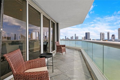 Condo in Aventura, Florida, 3 bedrooms  № 1135199 - photo 25