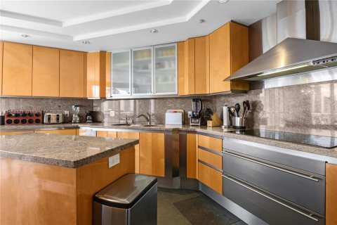 Condo in Aventura, Florida, 3 bedrooms  № 1135199 - photo 7