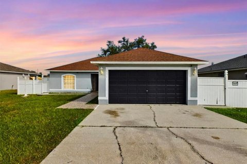 House in Kissimmee, Florida 3 bedrooms, 111.76 sq.m. № 1285445 - photo 27