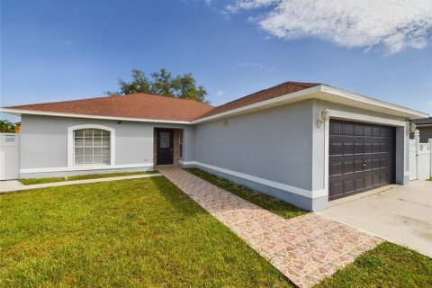 Villa ou maison à vendre à Kissimmee, Floride: 3 chambres, 111.76 m2 № 1285445 - photo 28