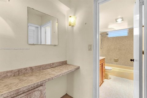 Copropriété à vendre à Aventura, Floride: 1 chambre, 72.19 m2 № 1329607 - photo 10