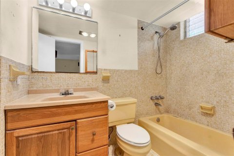 Copropriété à vendre à Aventura, Floride: 1 chambre, 72.19 m2 № 1329607 - photo 11