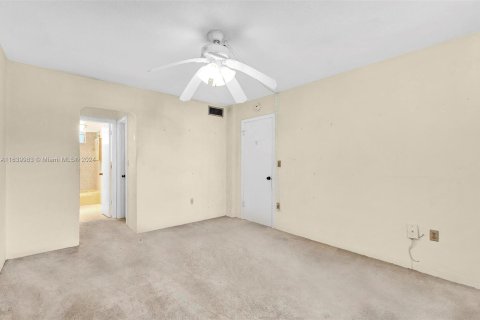 Copropriété à vendre à Aventura, Floride: 1 chambre, 72.19 m2 № 1329607 - photo 19