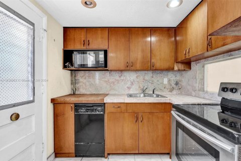 Condo in Aventura, Florida, 1 bedroom  № 1329607 - photo 7