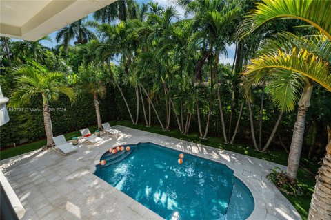 Casa en venta en Miami Beach, Florida, 7 dormitorios, 620.31 m2 № 1329608 - foto 19