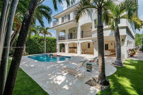 Casa en venta en Miami Beach, Florida, 7 dormitorios, 620.31 m2 № 1329608 - foto 8