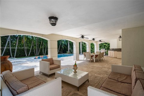 Casa en venta en Miami Beach, Florida, 7 dormitorios, 620.31 m2 № 1329608 - foto 7