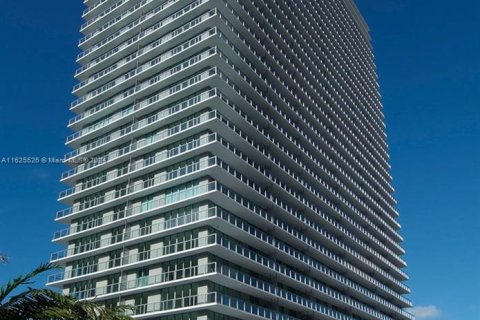 Copropriété à vendre à Miami, Floride: 2 chambres, 102.94 m2 № 1272157 - photo 23