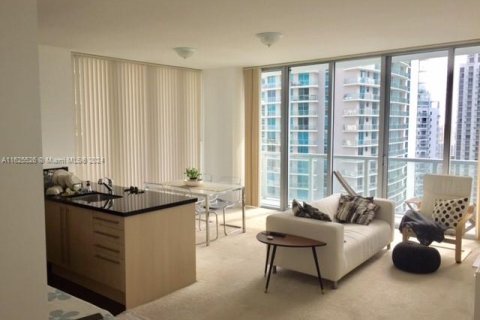 Condo in Miami, Florida, 2 bedrooms  № 1272157 - photo 7