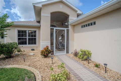 Casa en venta en Tavares, Florida, 3 dormitorios, 209.4 m2 № 1398597 - foto 4