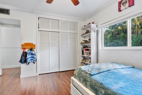 Condominio en venta en Bay Harbor Islands, Florida, 3 dormitorios, 141.68 m2 № 862448 - foto 30