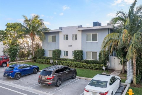 Condominio en venta en Bay Harbor Islands, Florida, 3 dormitorios, 141.68 m2 № 862448 - foto 15