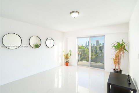 Condominio en venta en Miami Beach, Florida, 1 dormitorio, 73.58 m2 № 1381719 - foto 11