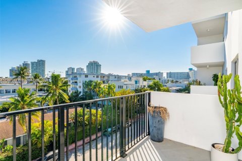 Condominio en venta en Miami Beach, Florida, 1 dormitorio, 73.58 m2 № 1381719 - foto 21